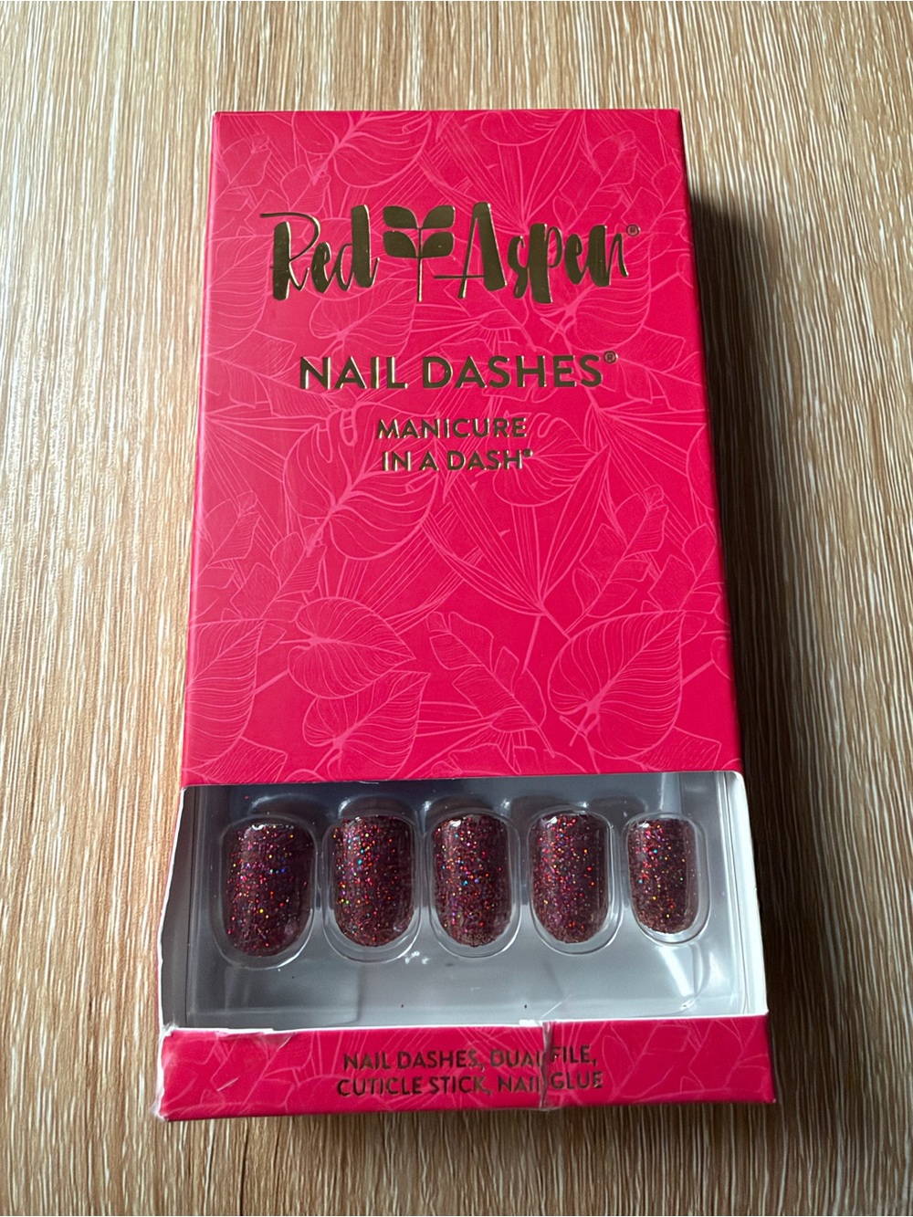 Red Aspen - Sweet Escape Mesa - Press On Nails Kit - NEW! Short Square - Red